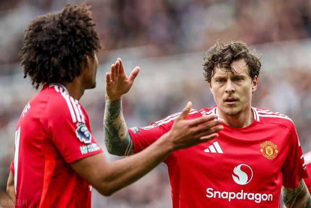 利物浦逆袭击败纽卡斯尔，继续追赶曼城